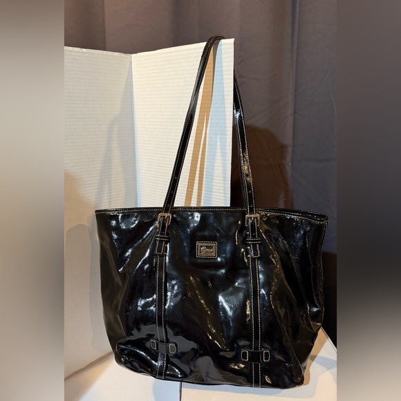 Dooney & Bourke Handbags - Dooney and Bourke Black Patent Leather Travel Tote Bag Used Good Condition